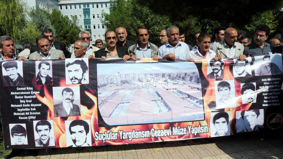 Diyarbakır Cezaevi için 100 suç duyurusu daha