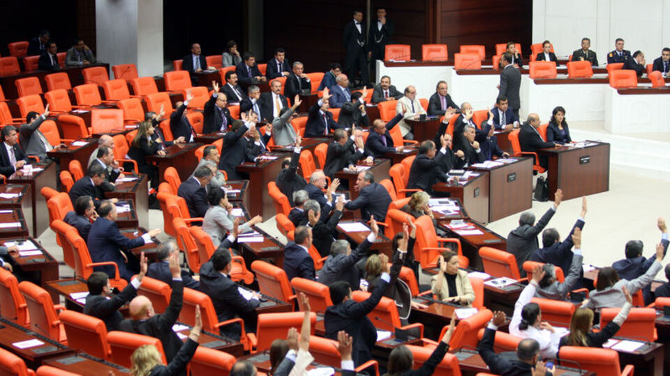 TBMM'de gündem komisyonlar! VİDEO