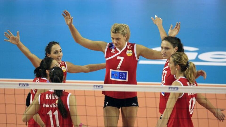 Vakıfbank yarı finalde!
