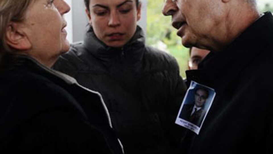 Sezer göründü