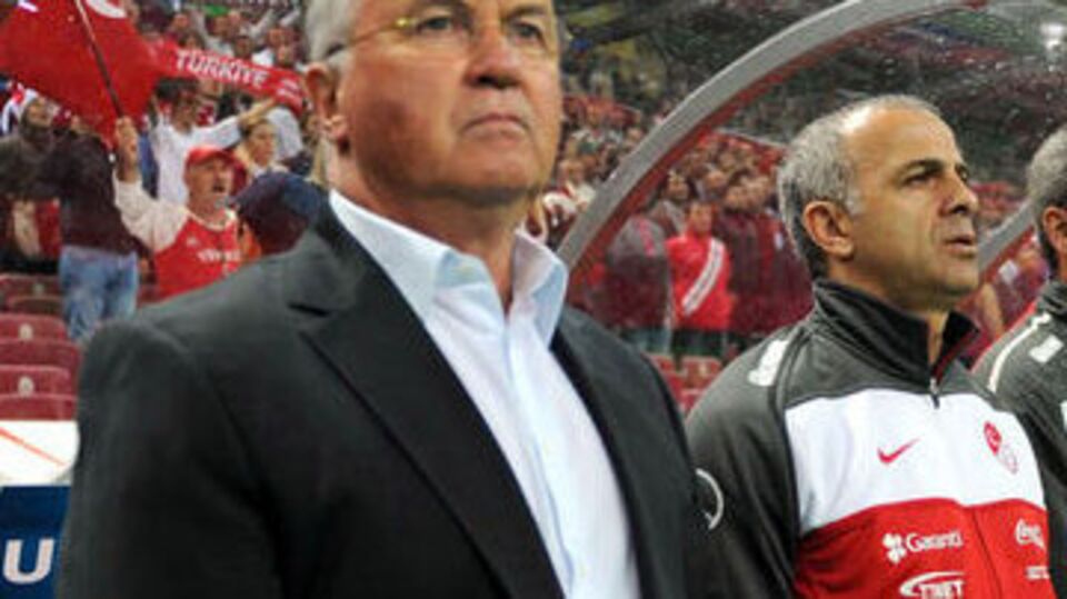 Hiddink'e talip var!