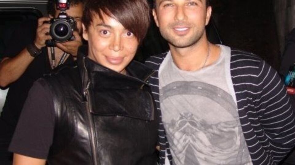 Tarkan'a sahte modacı şoku