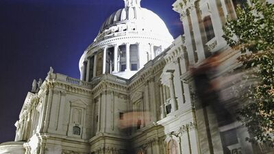 Borsa önünde 'çadır kent' GALERİ