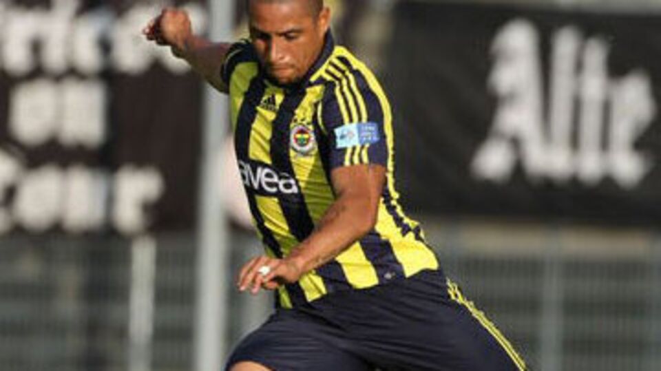 Carlos'tan Cimbom'a çalım!