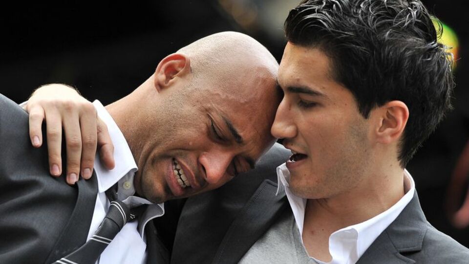 Teröre lanet yağdı!