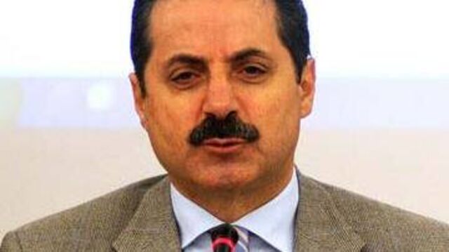 "Üstüne para veriyoruz gelmiyorlar!"