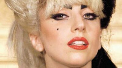 Lady Gaga gençlik için vakıf kuruyor