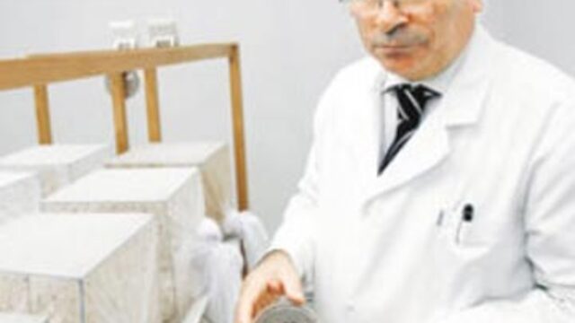 Mikrobiyolojide bir günün hikâyesi