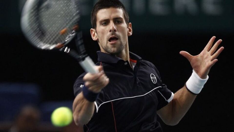 Djokovic yerini korudu!