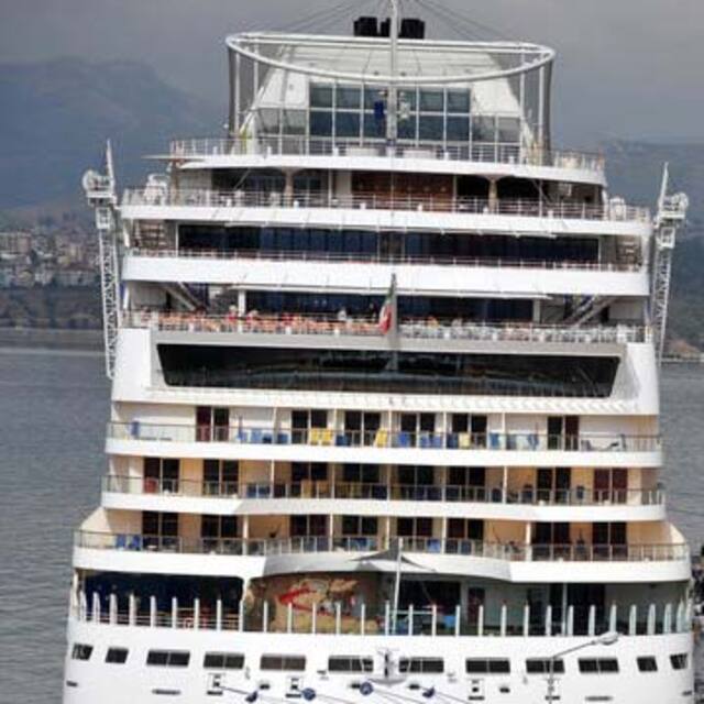 Kruvaziyerden 39 bin turist