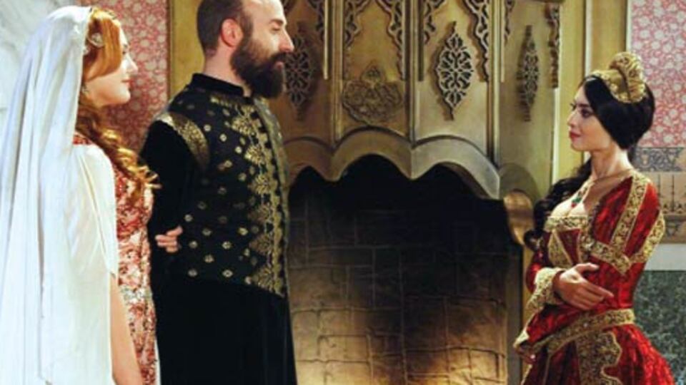 Dizi kadınları cinsel obje mi?