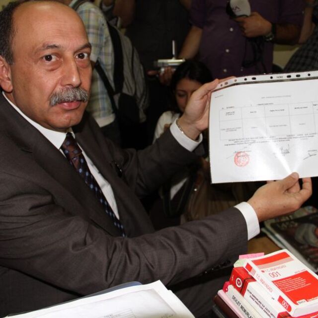 Van depremi için araştırma istemi!