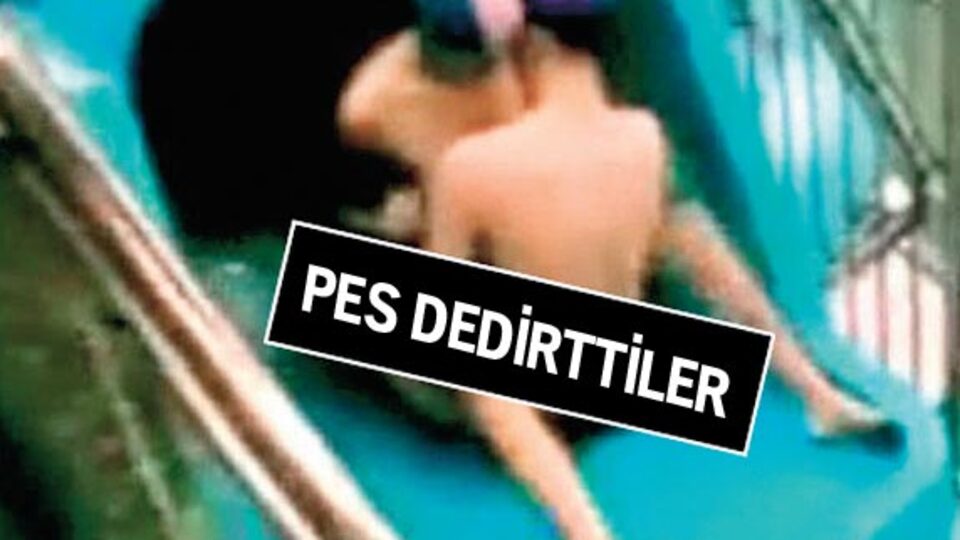 Su kaydırağında 5 dakika seks yaptılar