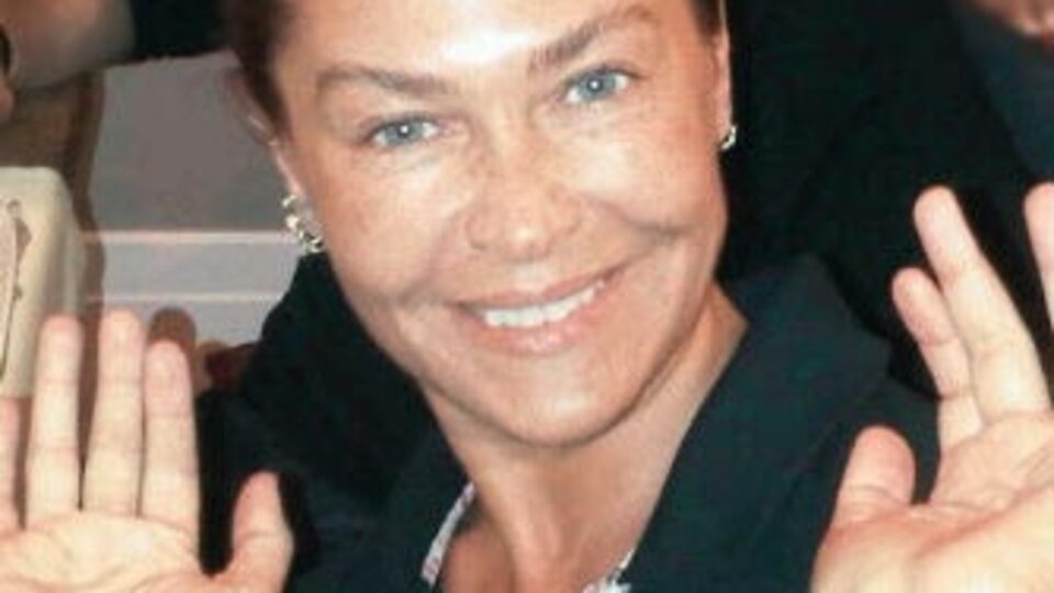 Zehra annesini panpişledi GALERİ