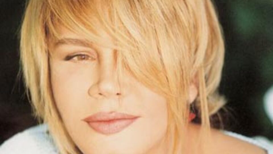 Sezen'den Adnan Şenses'e şarkı sürprizi