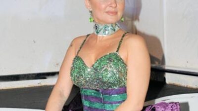 Düğün için yazı bekliyor