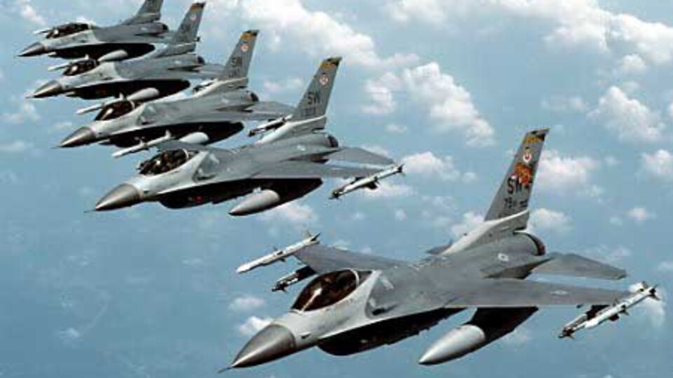 Türk jetleri bomba yağdırdı