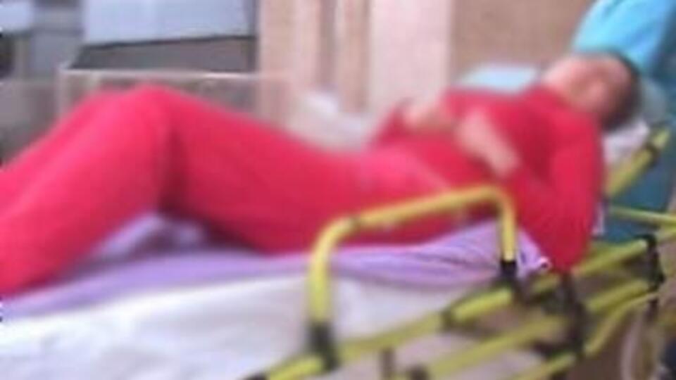 16 yaşındaki kız 'öğrenimi yarım kaldı' diye bunalıma girip intihara kalkıştı