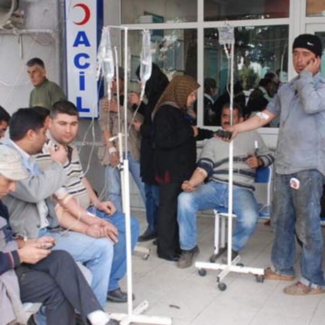 100 kişi klor gazından zehirlendi