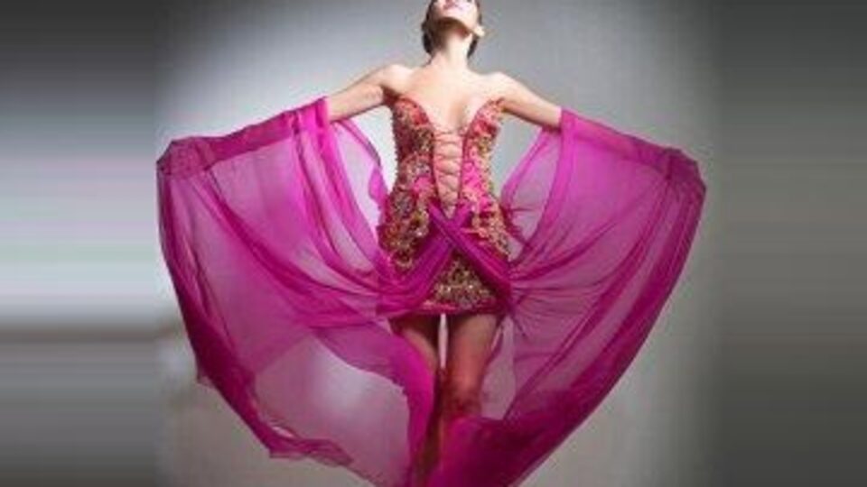 Hamileyken poz verdi! GALERİ