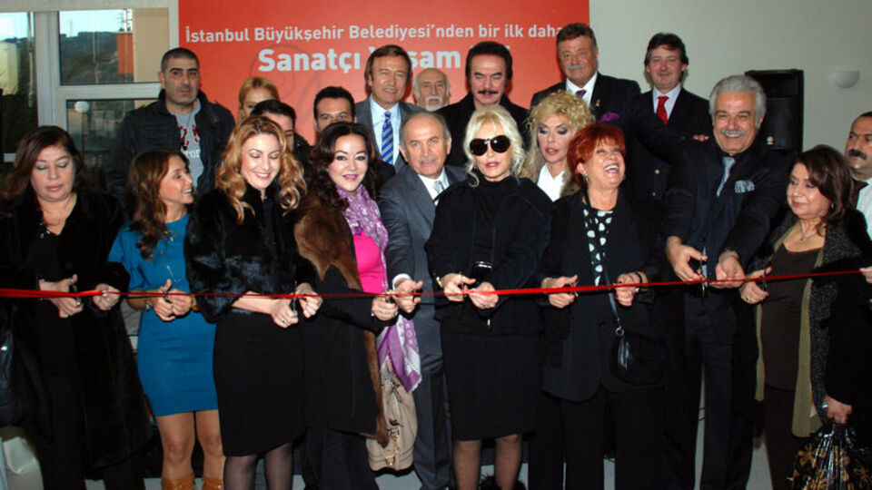 Sanatçılar yaşlılıklarını 'Yaşam Evi'nde geçirecek