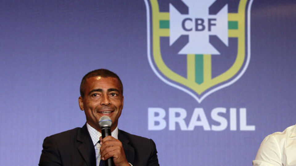 Romario umudu kesmiş!