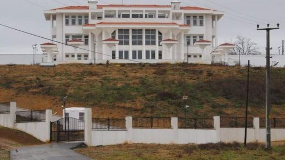 Vali 4,5 Milyon Liralık konutuna taşındı