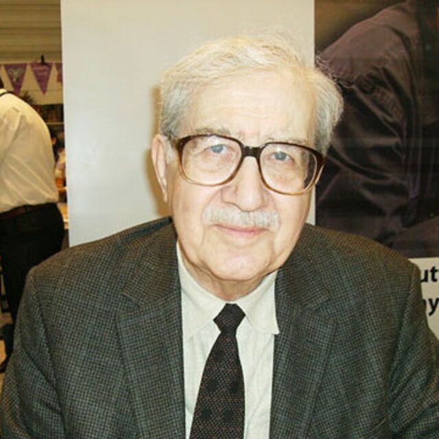 'Duvarların Ötesi' sahnelendi