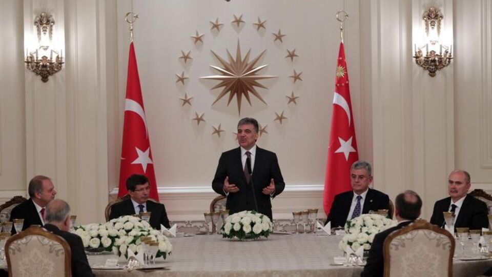 Cumhurbaşkanı büyükelçilerle yemekte buluştu