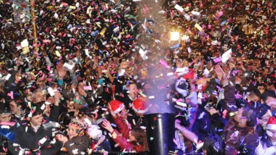 Platformdan düşen DJ hayatını kaybetti