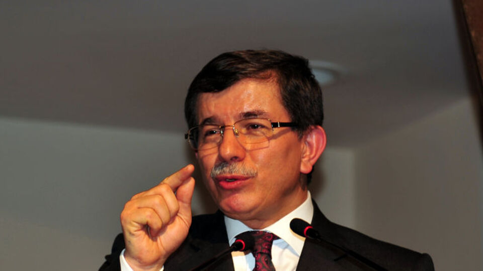 Davutoğlu İran'a gidiyor