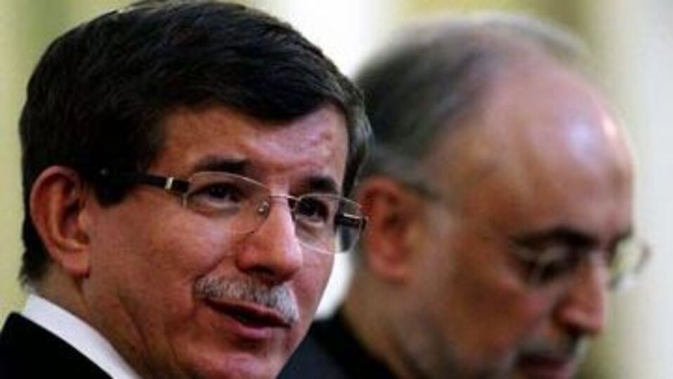 Davutoğlu: Suriye sorununu BM'ye taşırız
