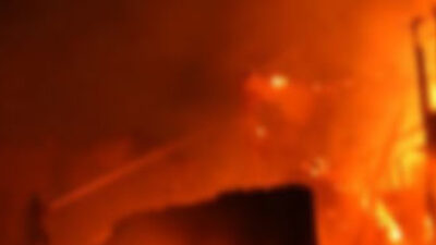 Beyoğlu'nda korku dolu anlar! VİDEO