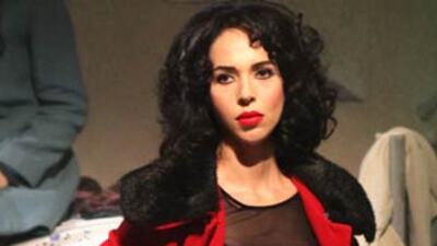 Rolü için saçlarını kestirip siyaha boyattı! GALERİ