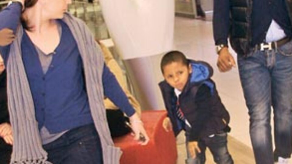 Pascal kim bu sarışın?