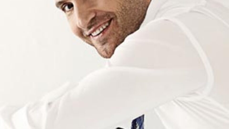 Sinan Özen bomba gibi!