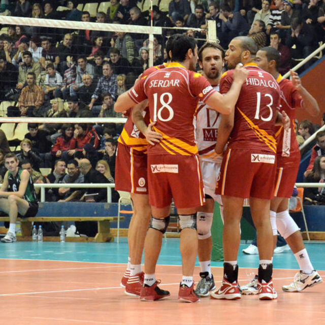Aslan'a 1 saat yetti!