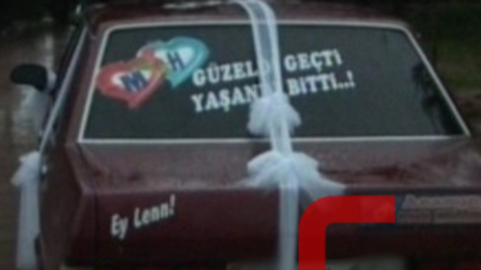 Polisler konvoyu durdurup gelini aldılar! GALERİ