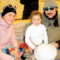 Kızları hayatlarının merkezi