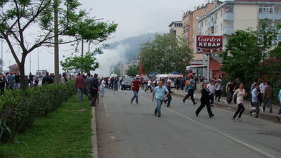 Hopa Olayları'na bir dava daha açıldı taş silah oldu