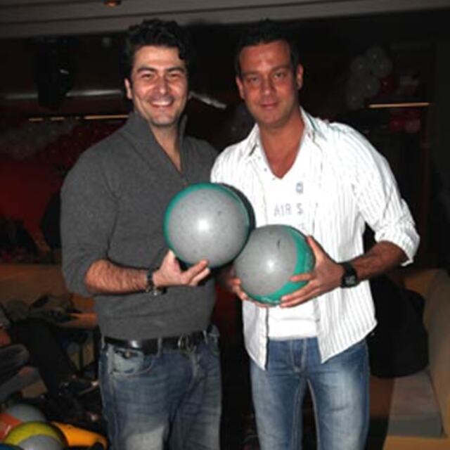 Ünlüler ve magazinciler sokakta değil bowlingde kapıştı!