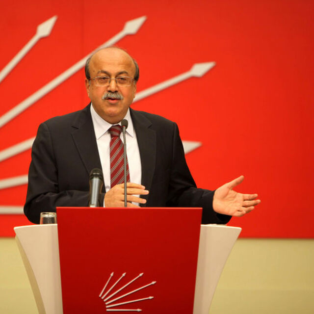 CHP Olağanüstü tüzük kurultayına gidiyor