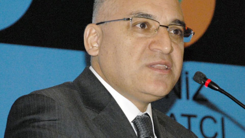 "Vizeler kaldırılmalı"