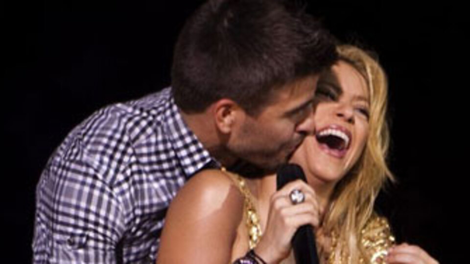 Ünlü çifte porno şantajı!