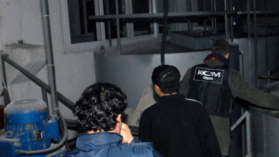 İzmir'de ''10 numara yağ'' operasyonu
