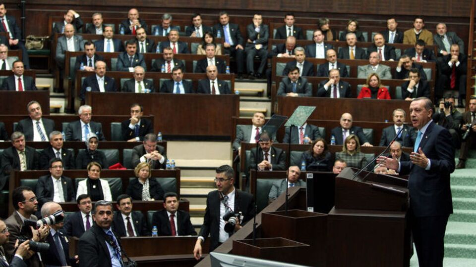 AK Parti'de vekile 'tanık'lı yakın takip