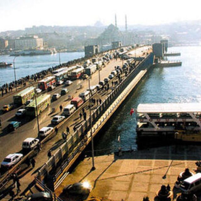 Yeni Galata Köprüsü'nde bakım