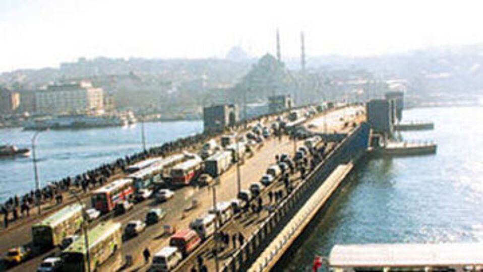 Yeni Galata Köprüsü'nde bakım