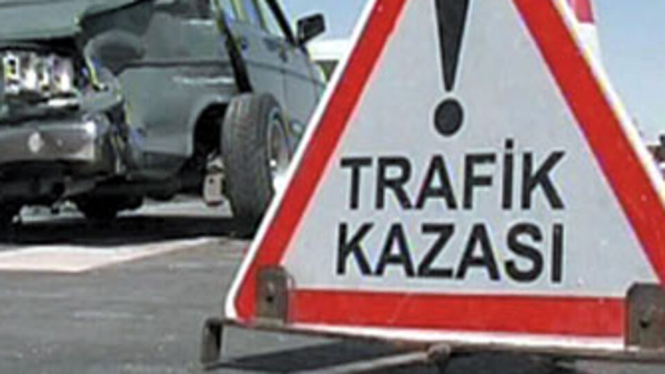 Ankara'da yolcu otobüsü devrildi