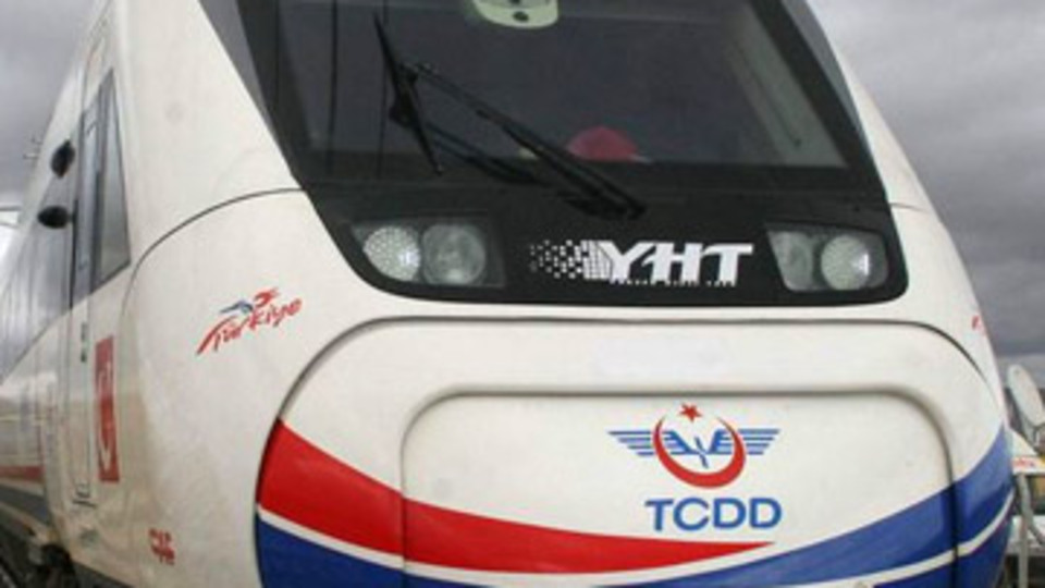 Trenlere deniz yolu göründü